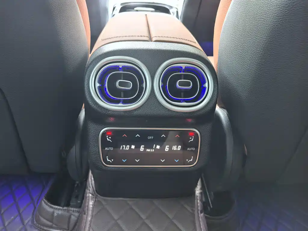 Mercedes-Benz GLC — миниатюра 13