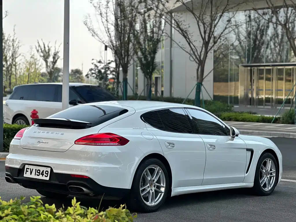 Porsche Panamera — миниатюра 55