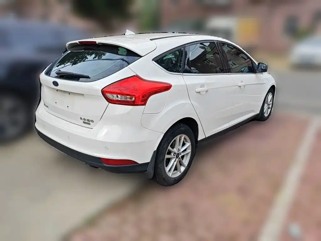 Ford Focus — миниатюра 6