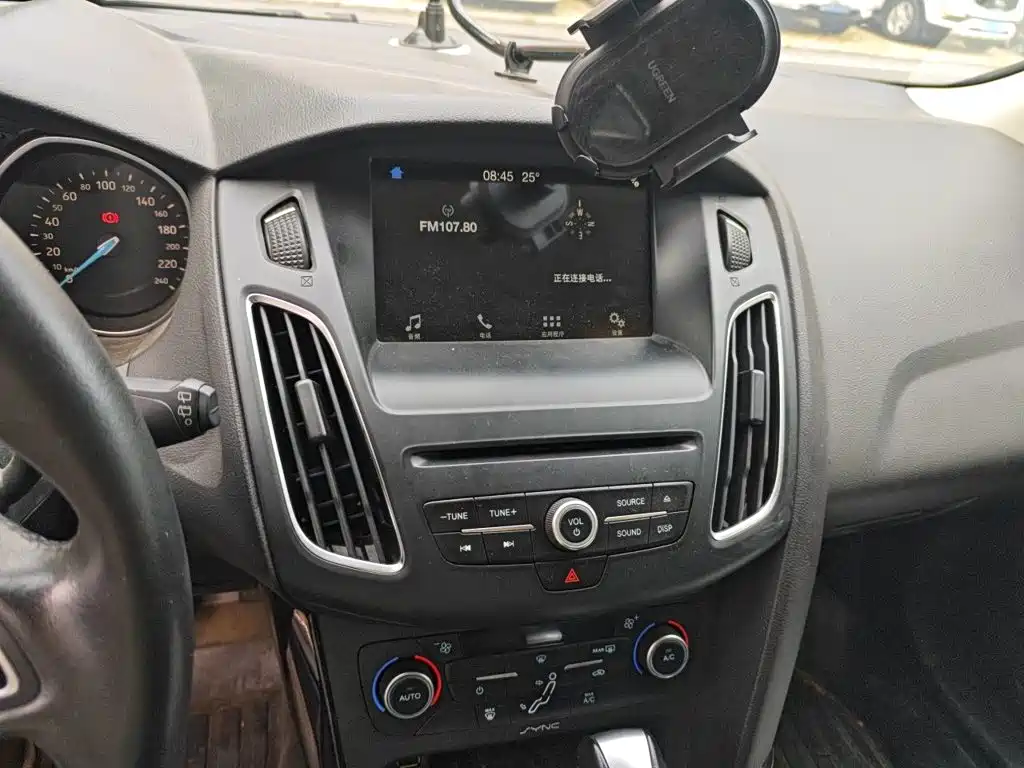 Ford Focus — миниатюра 14