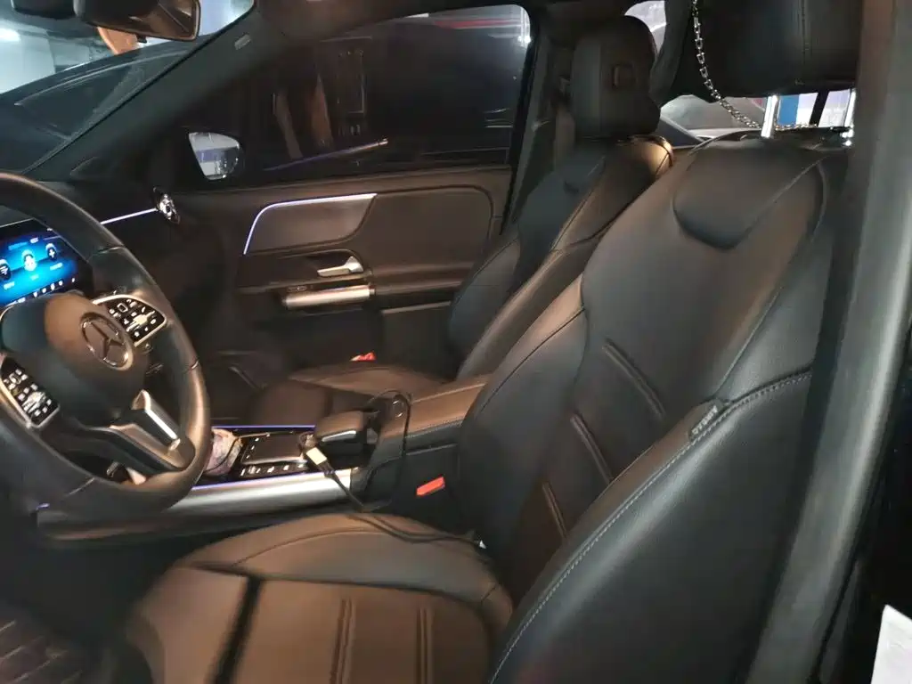 Mercedes-Benz GLA — миниатюра 11