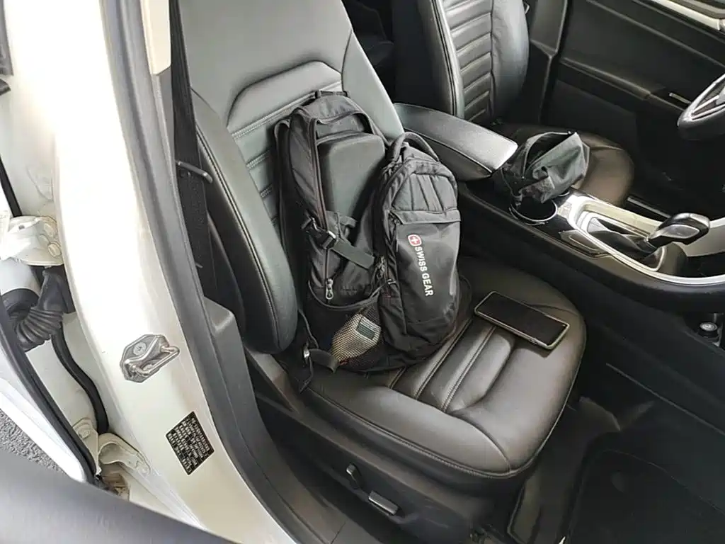 Ford Mondeo — миниатюра 25