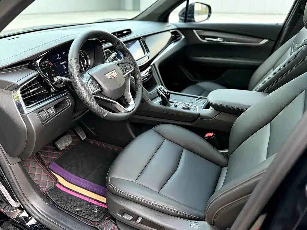 Cadillac XT6 — миниатюра 8