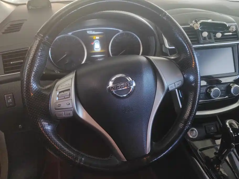 Nissan Tiida — миниатюра 15