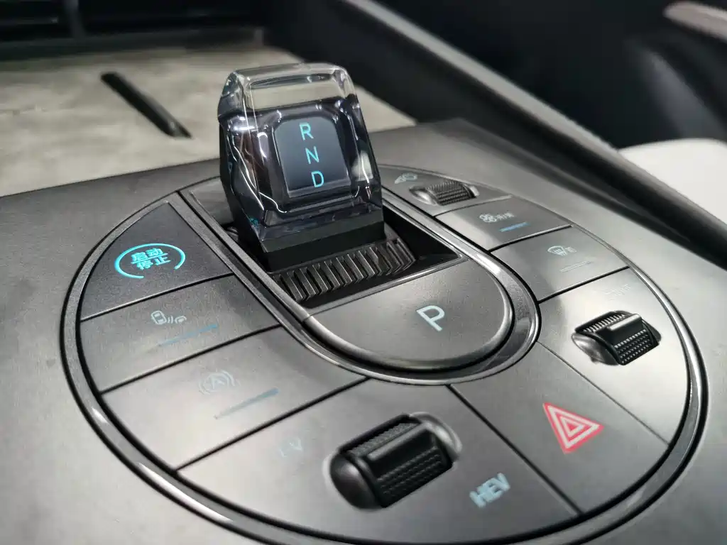 BYD Seal 06 — миниатюра 12