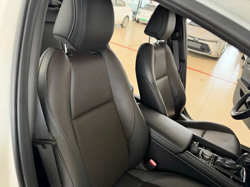 Mazda 3 Axela — миниатюра 29