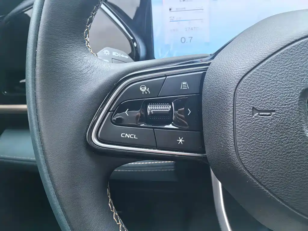Geely Xingyue L — миниатюра 18