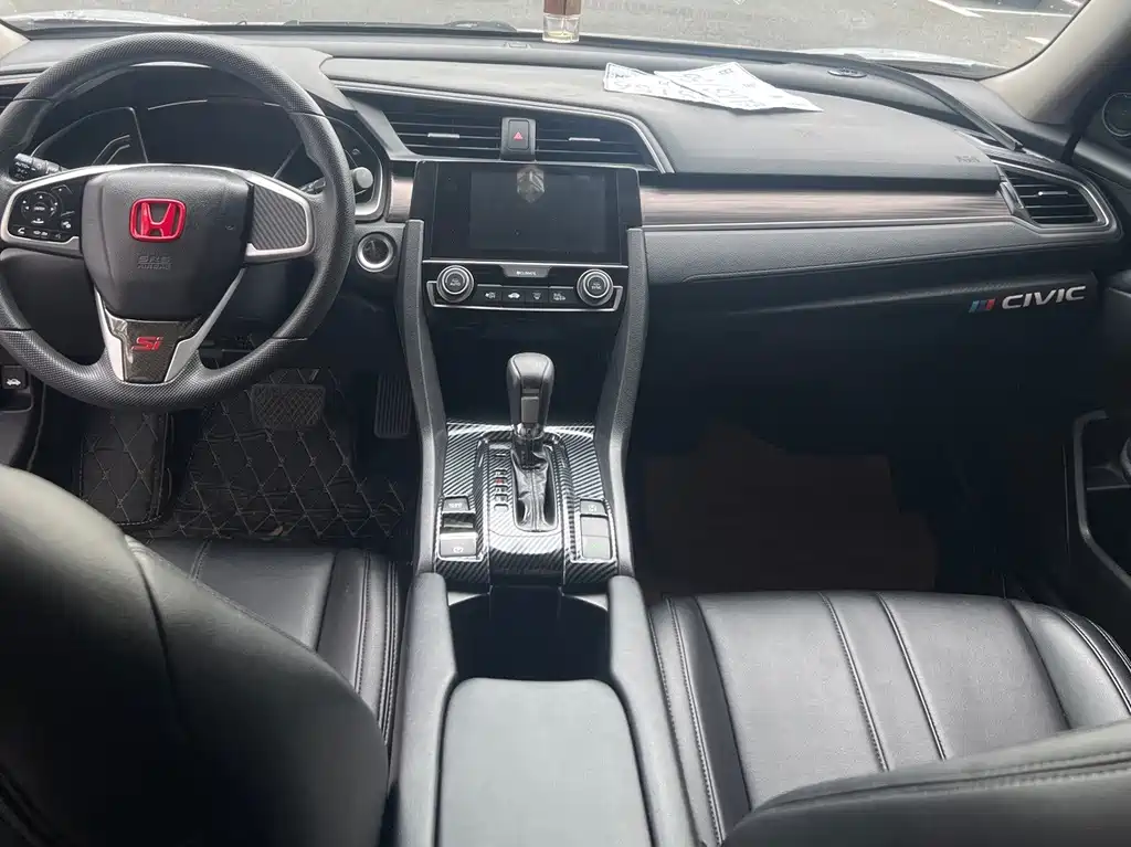 Honda Civic — миниатюра 10