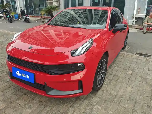 2021 Lynk & Co 03