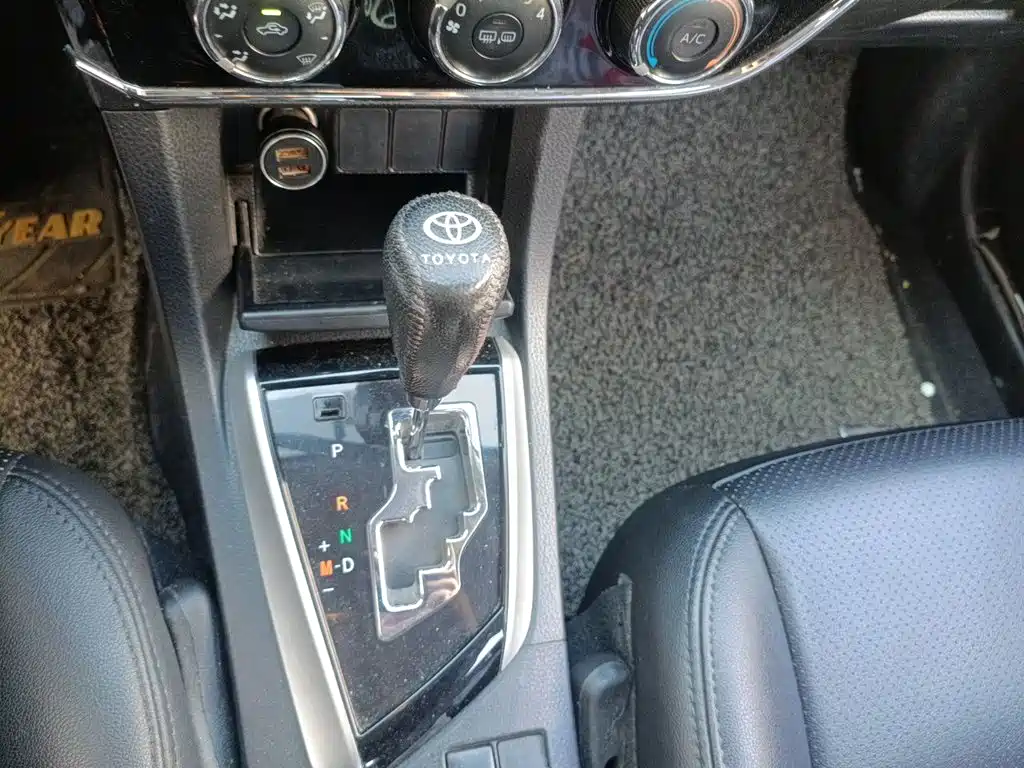 Toyota Corolla — миниатюра 10