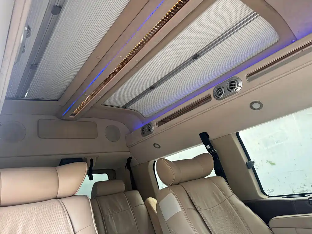 GMC Savana — миниатюра 28