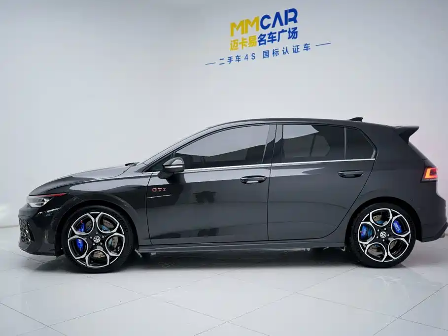 Volkswagen Golf GTI — миниатюра 10