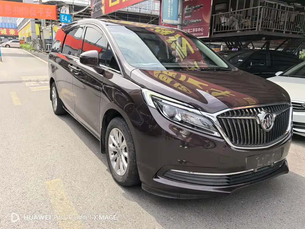 Buick GL8 — миниатюра 3