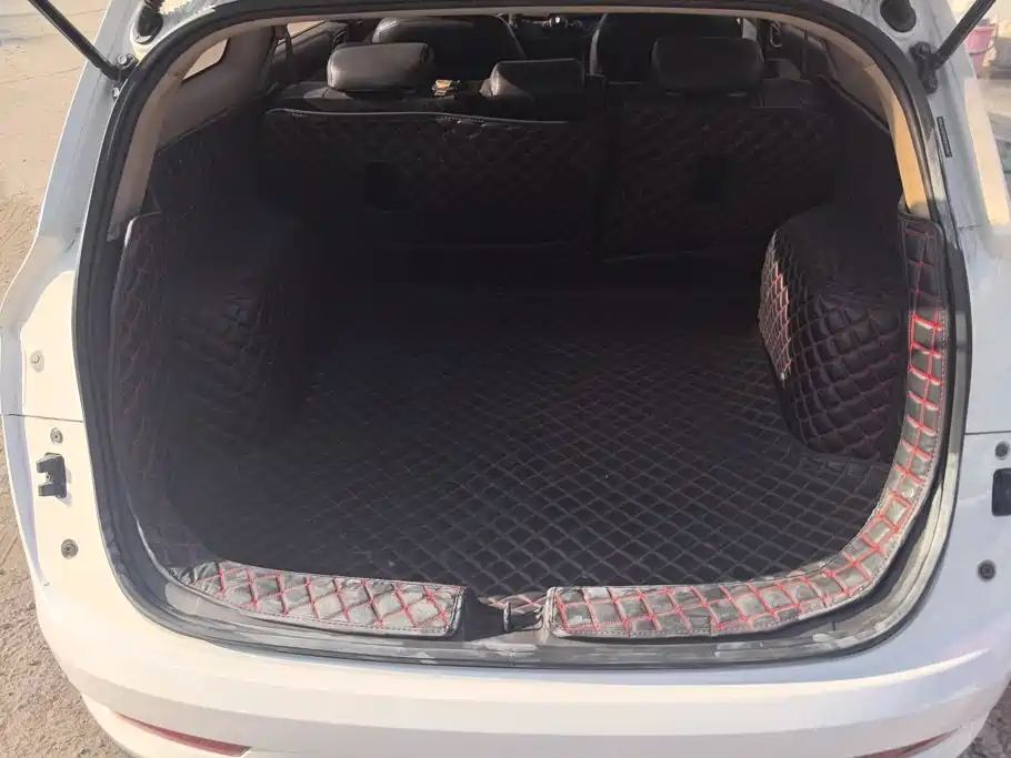 Baojun 310W — миниатюра 4