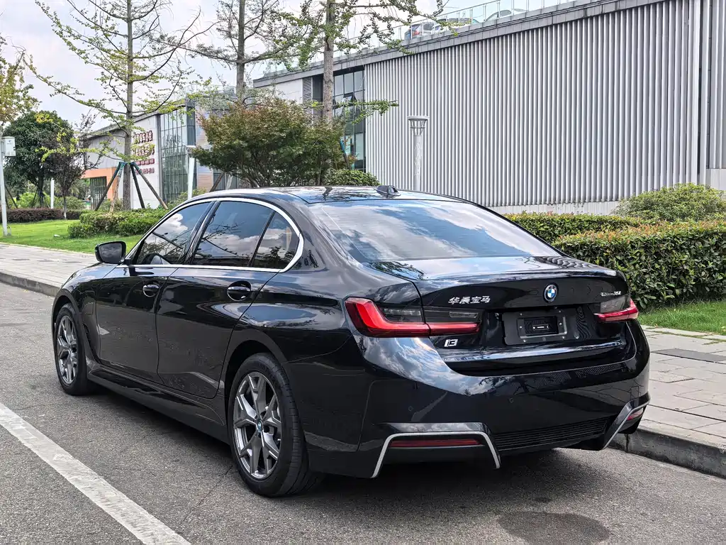 BMW i3 — миниатюра 4