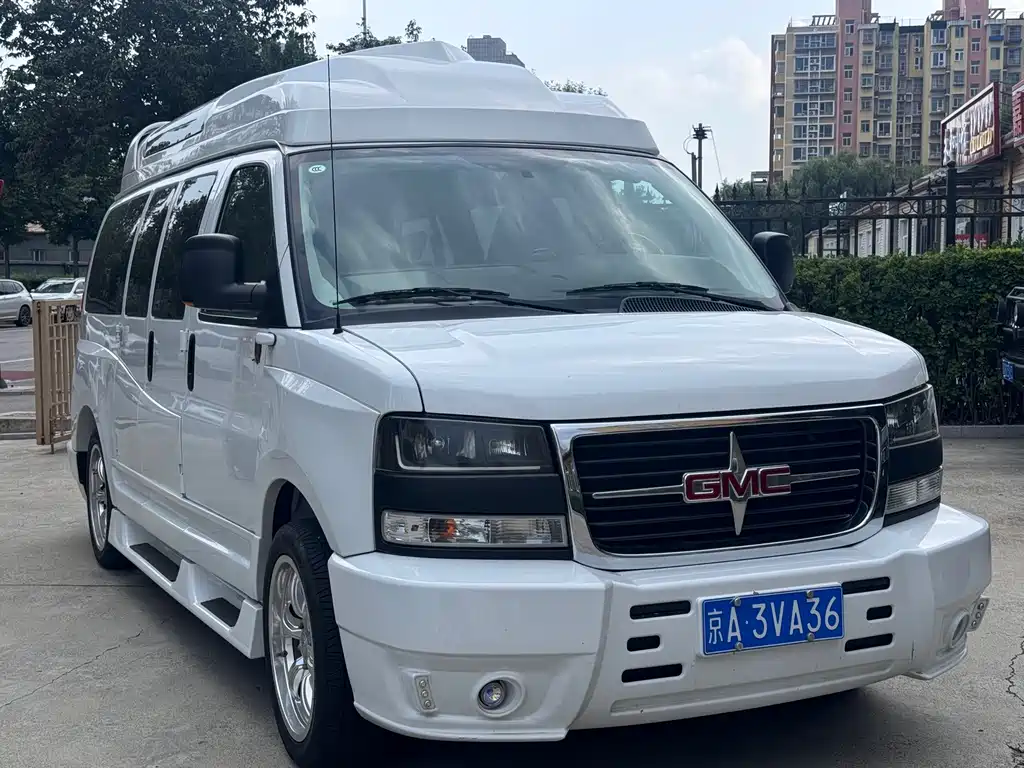 GMC Savana — миниатюра 22