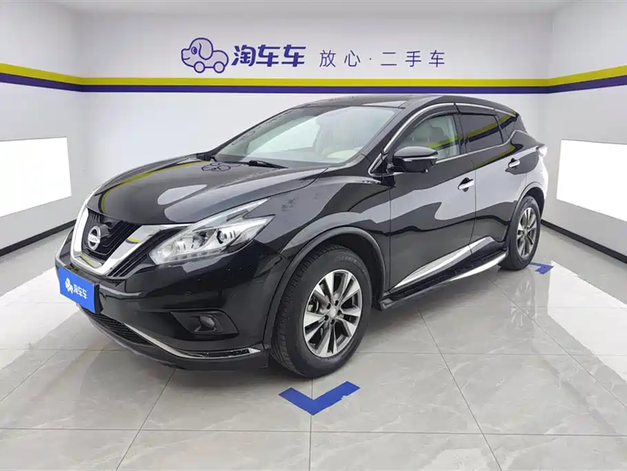 NISSAN LOULAN