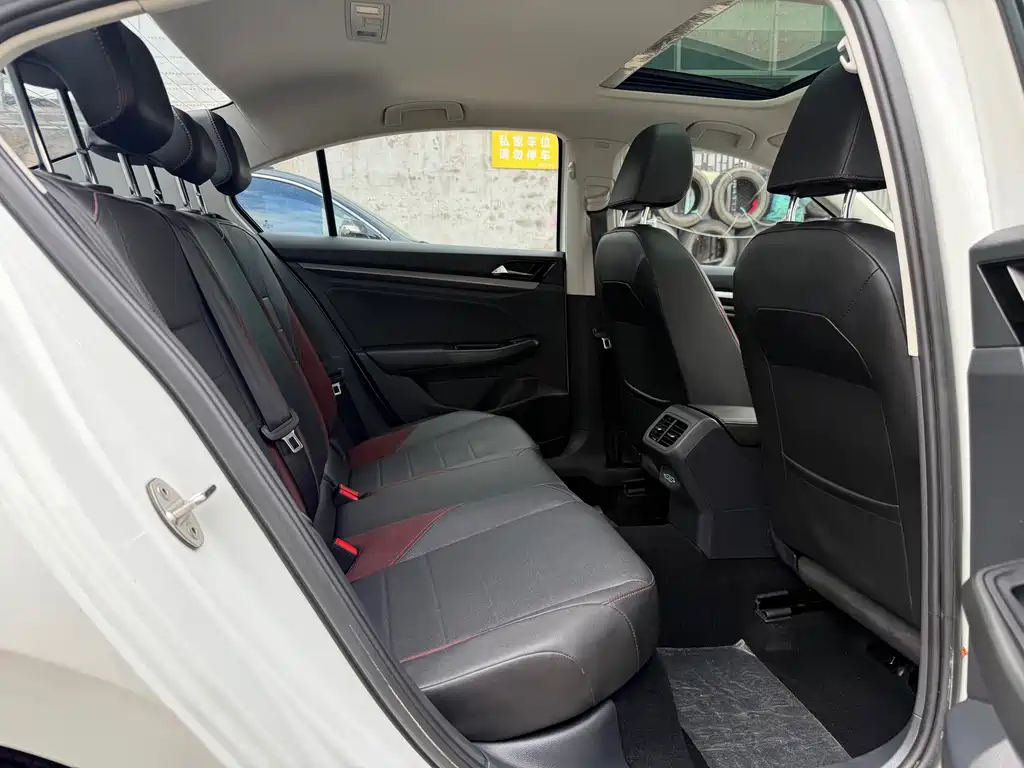 Volkswagen Bora — миниатюра 15
