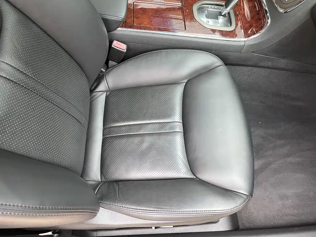 Buick Park Avenue — миниатюра 11