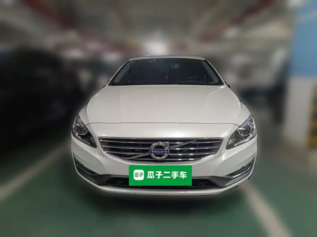 Volvo S60 — миниатюра 23