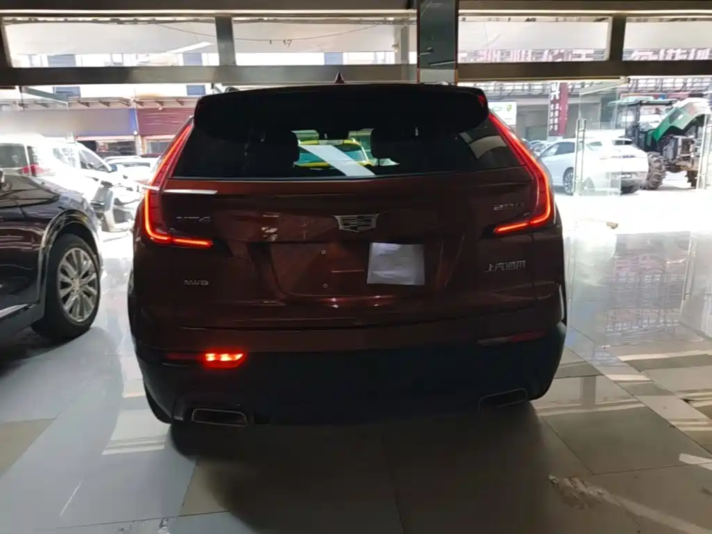 Cadillac XT4 — миниатюра 6