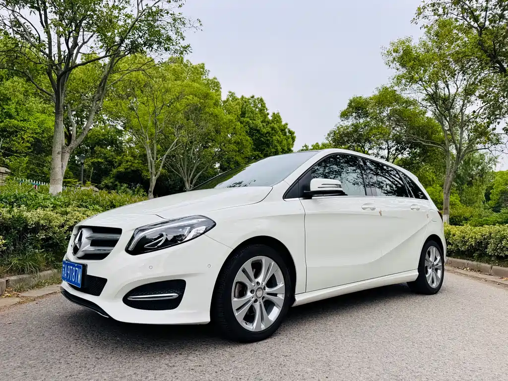 Mercedes-Benz B-Class 2015