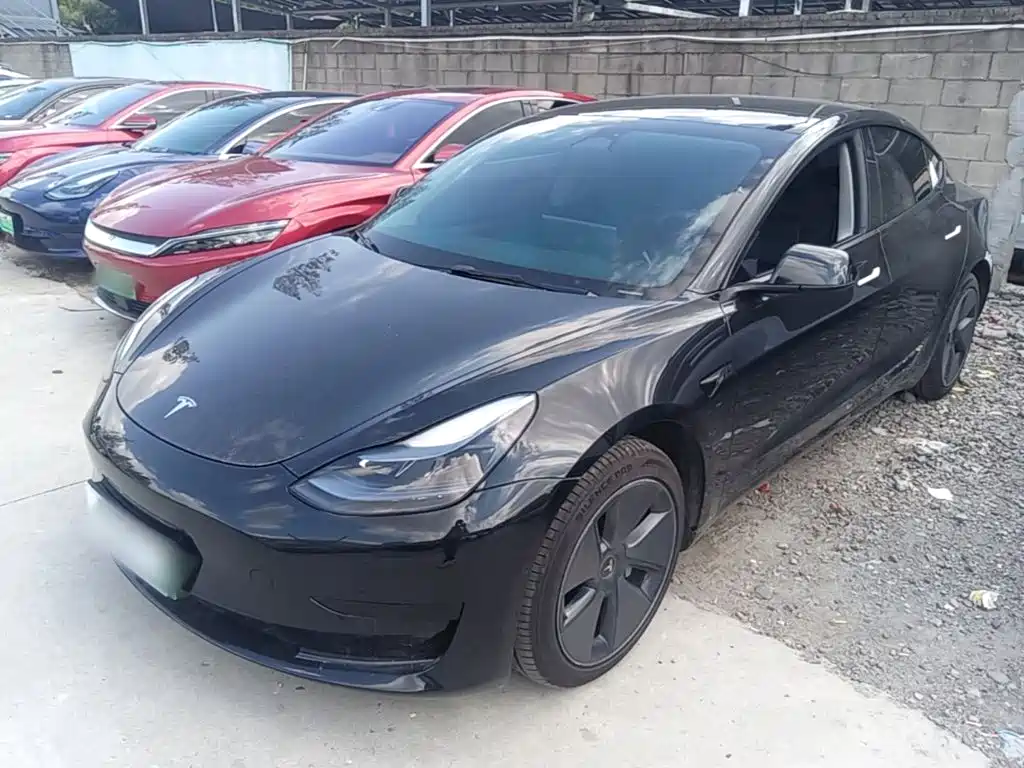 Tesla Model 3 — миниатюра 2