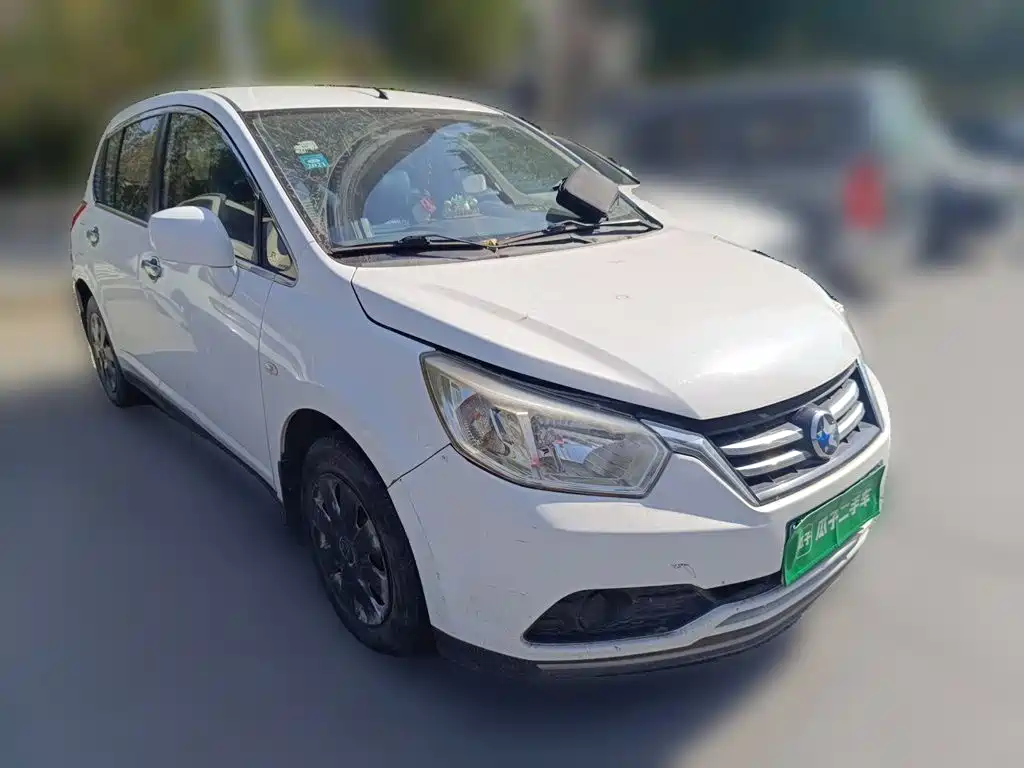 Venucia R50 — миниатюра 3