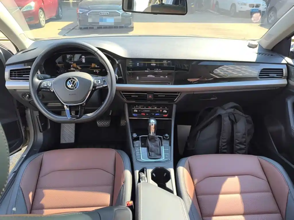 Volkswagen Lavida — миниатюра 10
