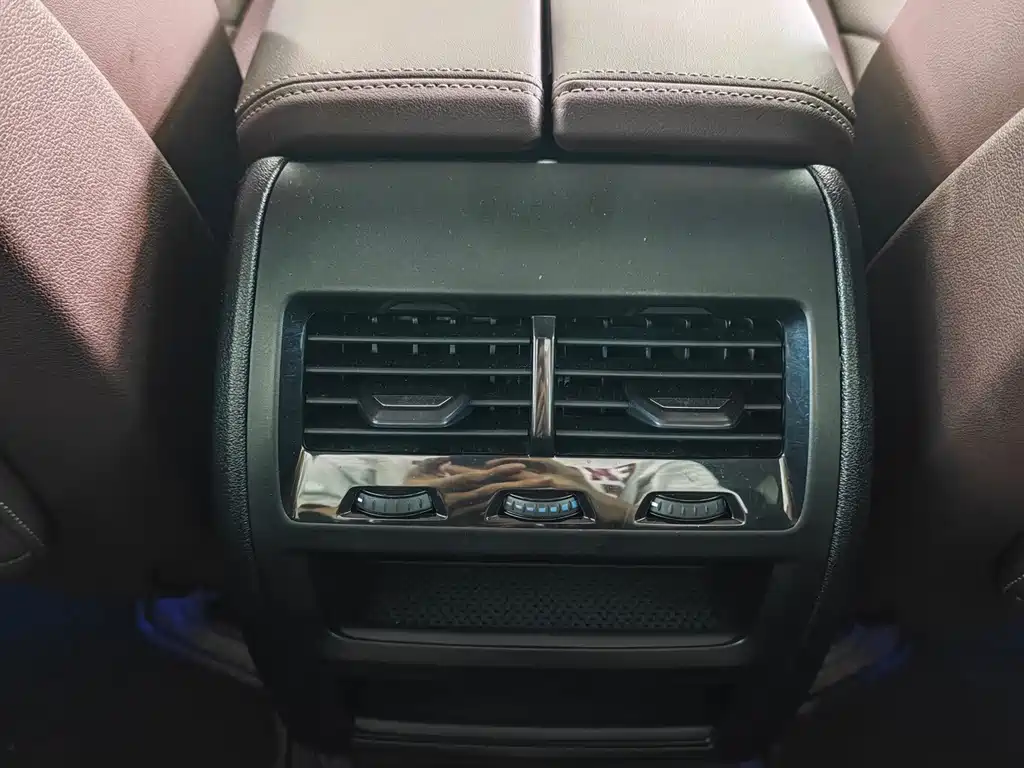 BMW X5 — миниатюра 15