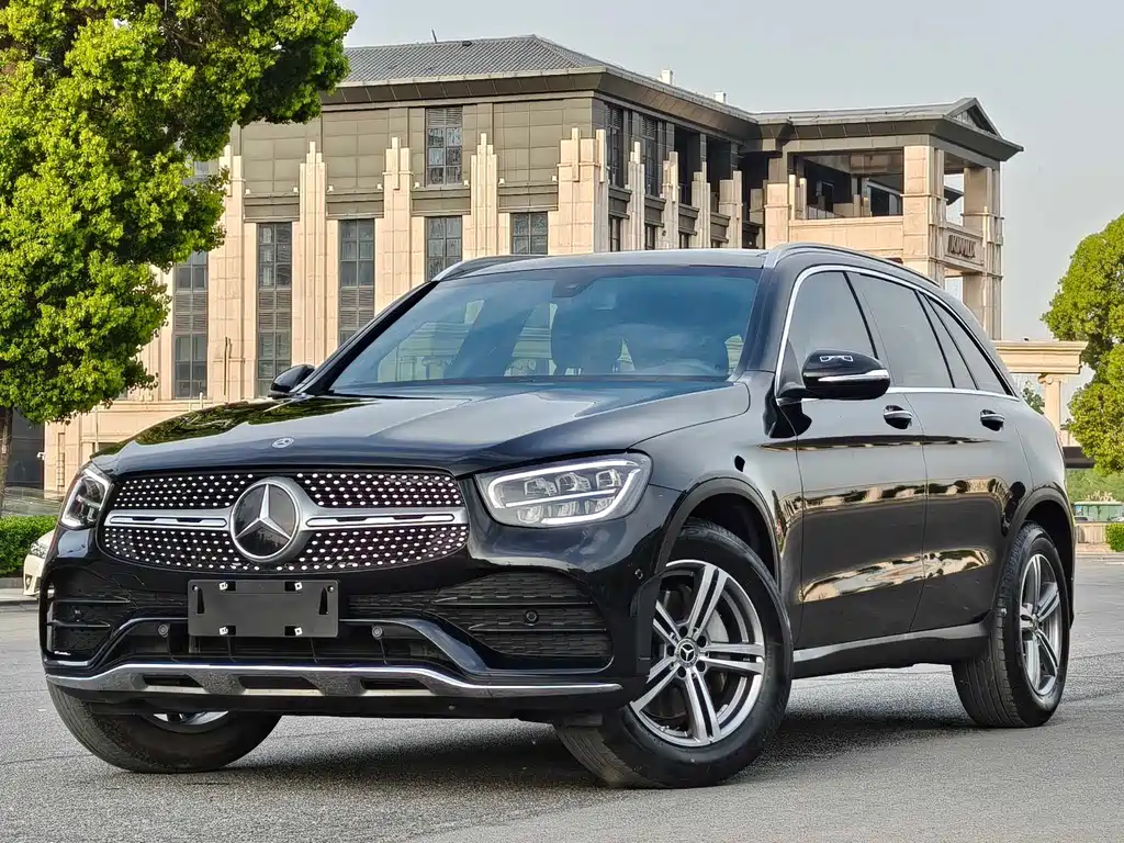 Купить Mercedes-Benz GLC