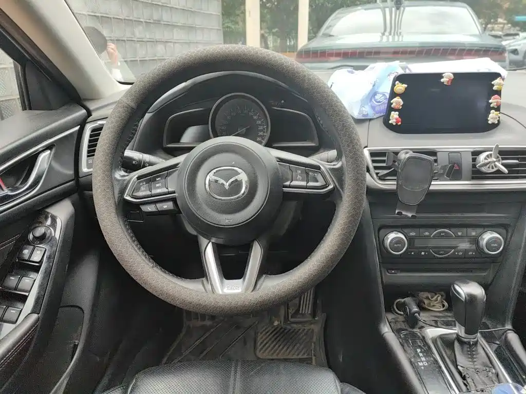 Mazda 3 Axela — миниатюра 6
