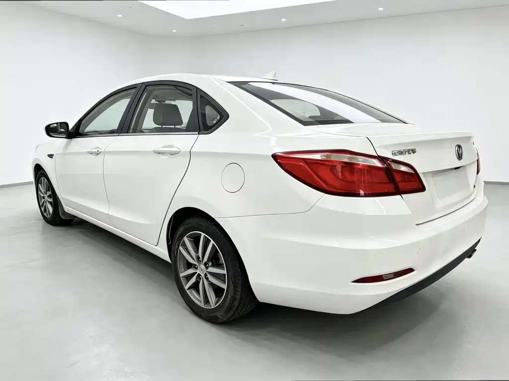 Changan Eado — миниатюра 13