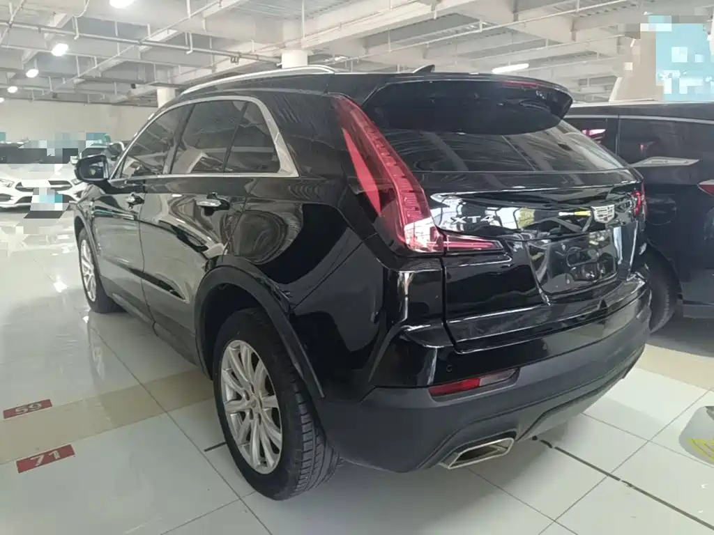 Cadillac XT4 — миниатюра 5