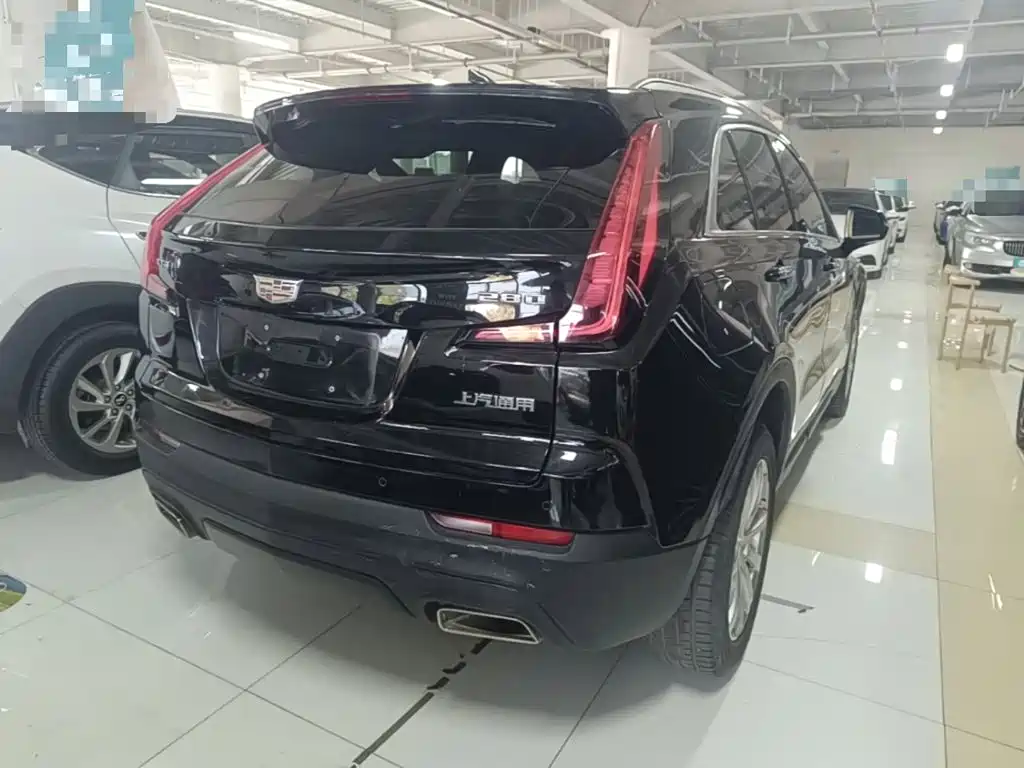Cadillac XT4 — миниатюра 7