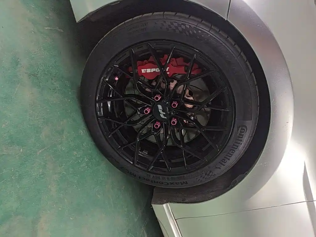 Toyota Camry — миниатюра 23