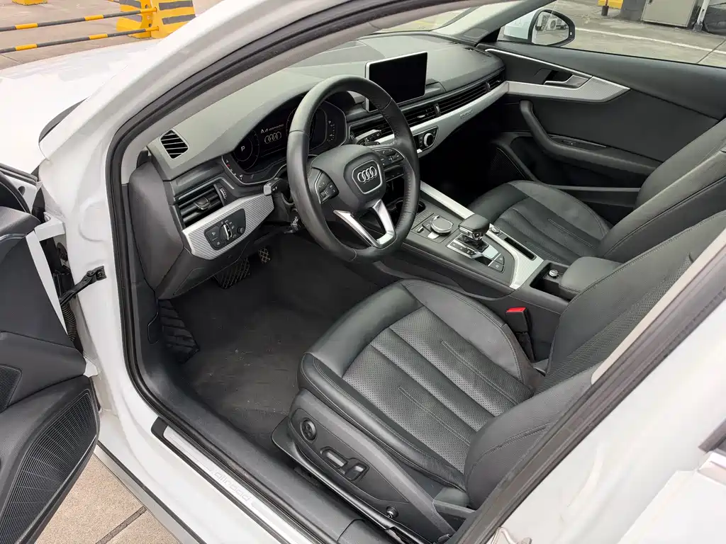 Audi A4 (Import) — миниатюра 7