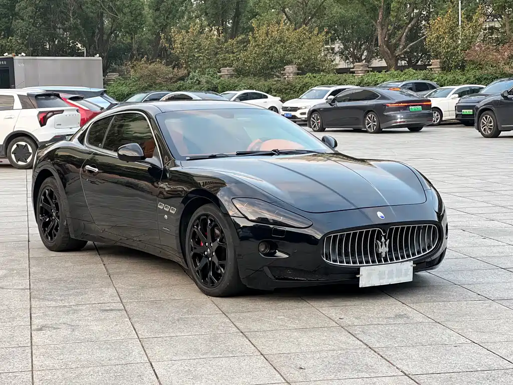 Maserati GranTurismo 2016 4.2L AT