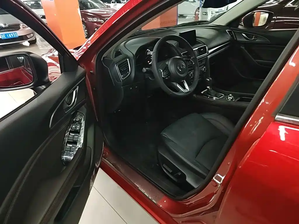 Mazda 3 Axela — миниатюра 16