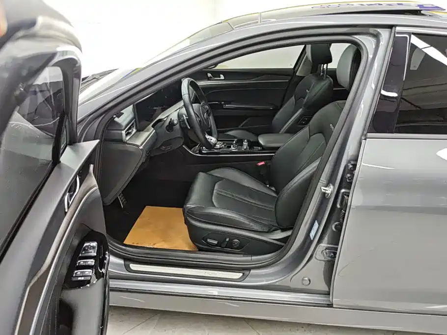 Kia K5 2020 380T GT-Line Flagship