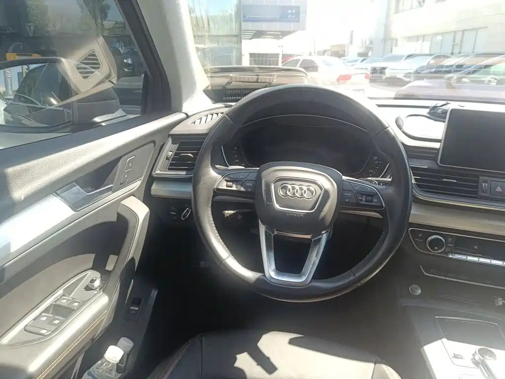 Audi Q5L — миниатюра 11