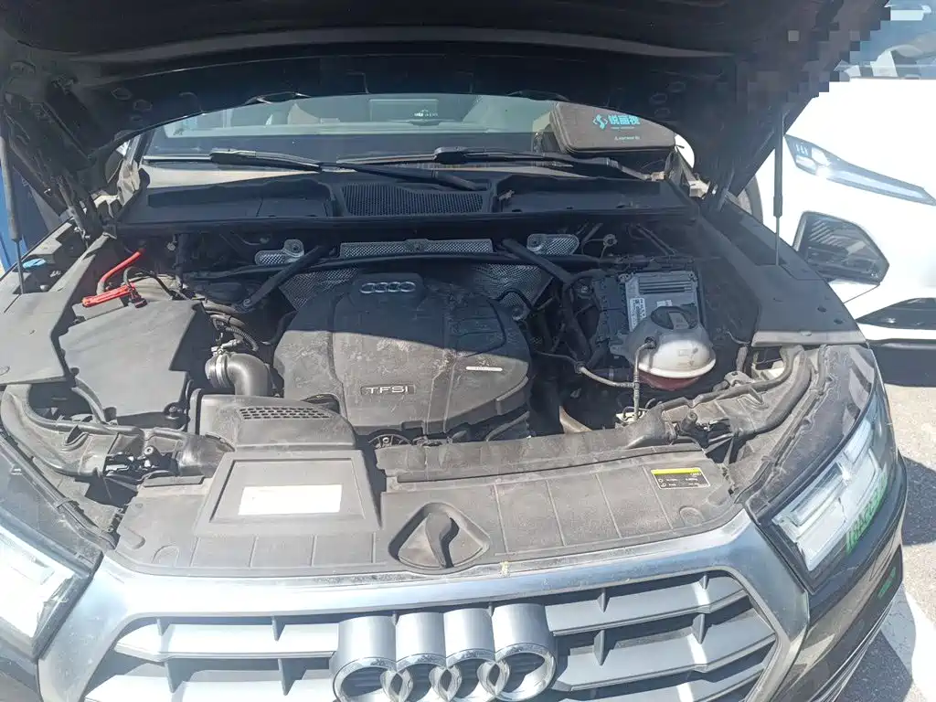 Audi Q5L — миниатюра 21