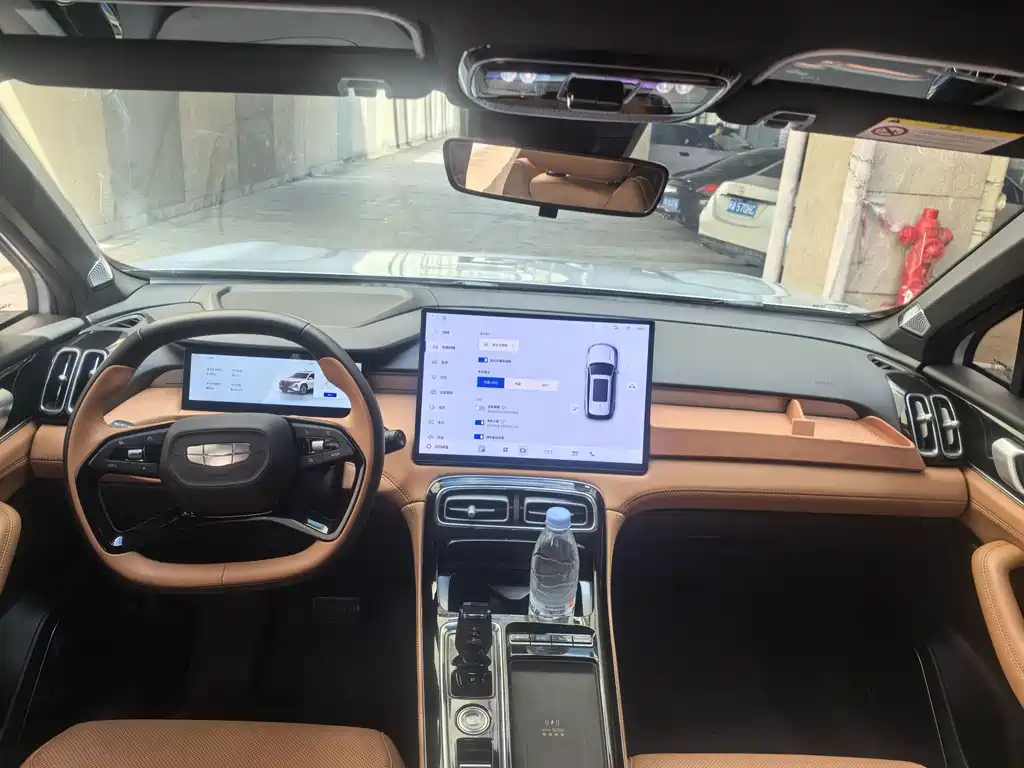 Geely Boyue L — миниатюра 7