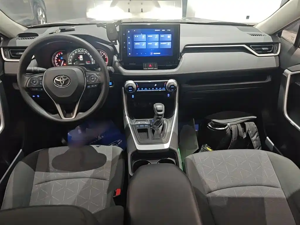 Toyota RAV4 2021 2.0L CVT