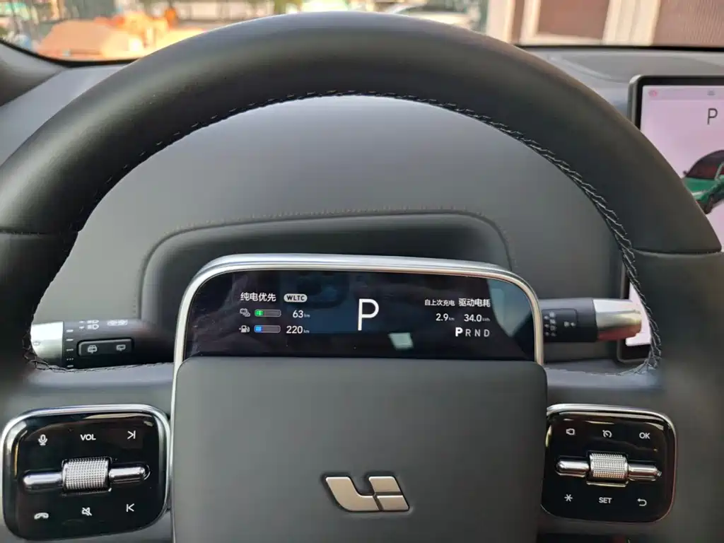 Li Auto Li L8 — миниатюра 12