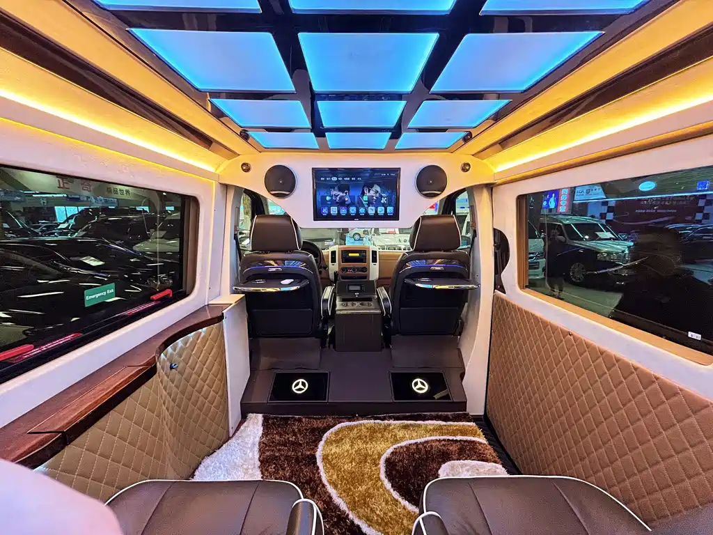 Mercedes-Benz Sprinter — миниатюра 15