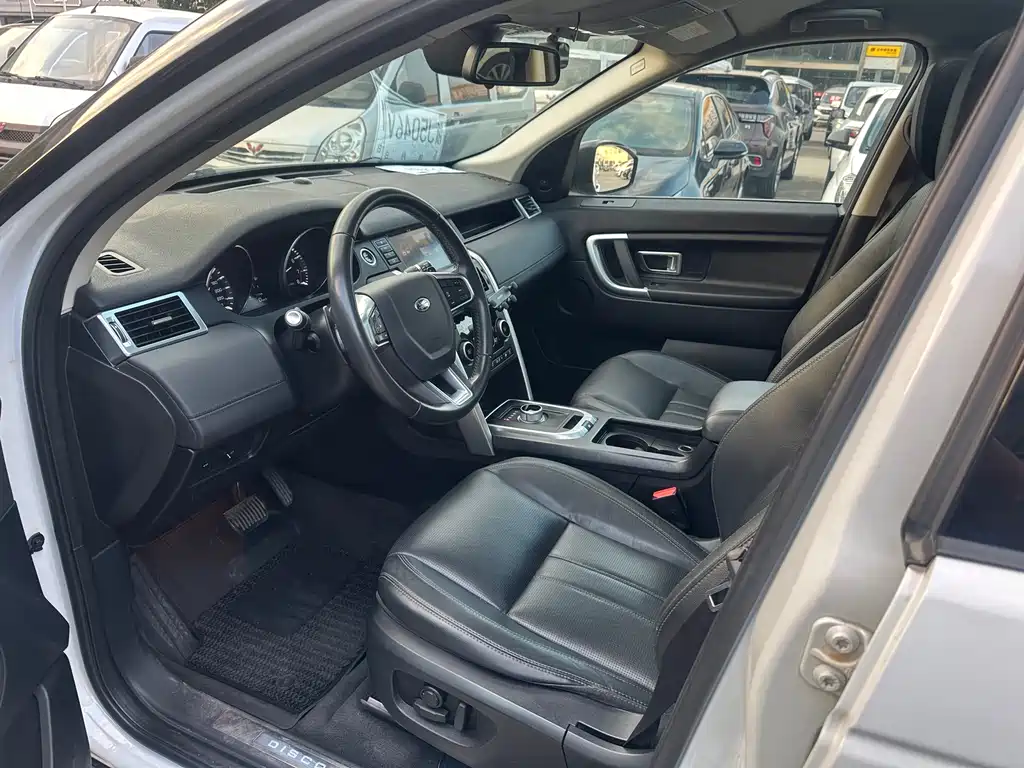 Land Rover Discovery Sport — миниатюра 7