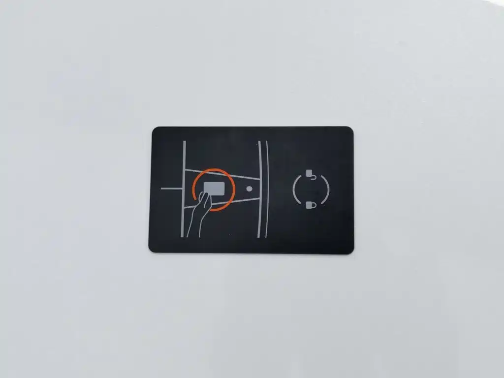 Tesla Model 3 — миниатюра 19