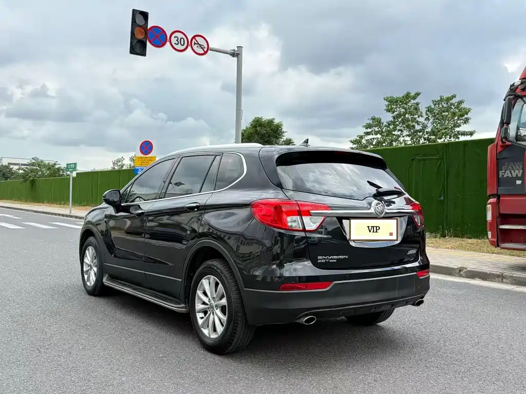 Buick Envision Plus — миниатюра 5