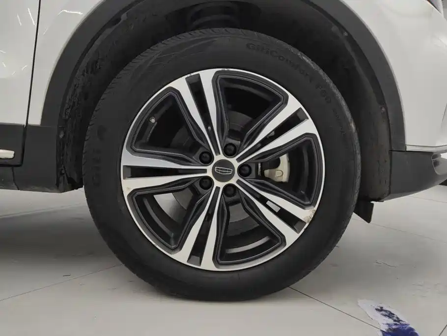 Geely Boyue — миниатюра 6